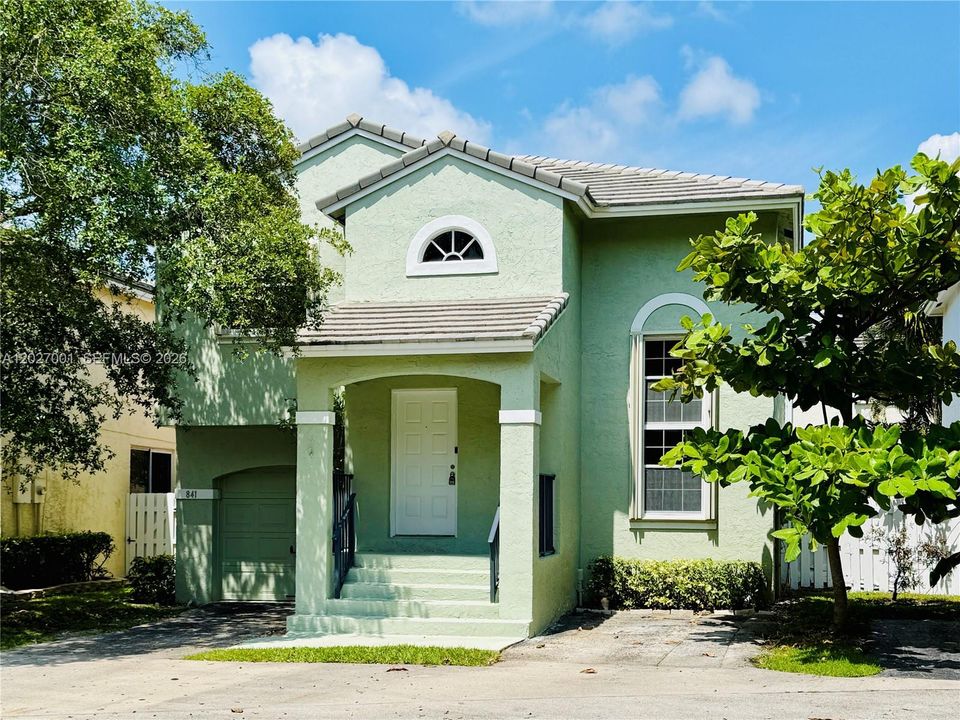For Sale: $464,900 (3 beds, 2 baths, 1516 Square Feet)
