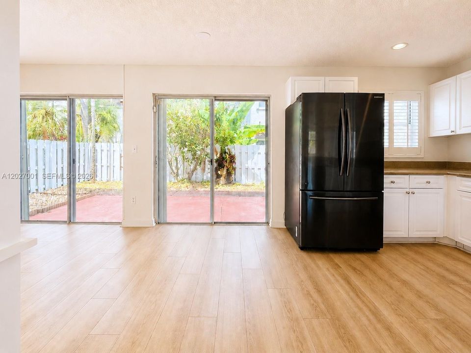 For Sale: $464,900 (3 beds, 2 baths, 1516 Square Feet)