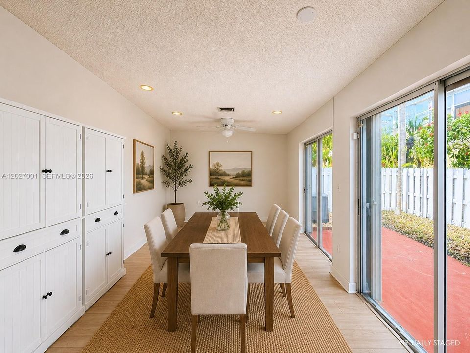 For Sale: $464,900 (3 beds, 2 baths, 1516 Square Feet)