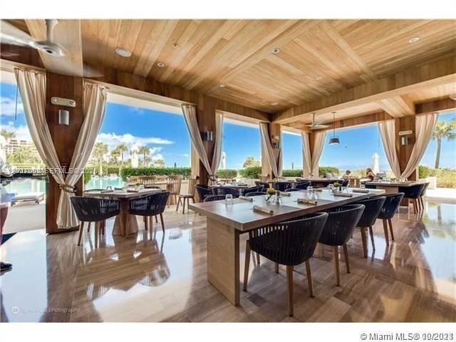 На продажу: $18,500,000 (5 спален, 5 ванн, 4764 Квадратных фут)
