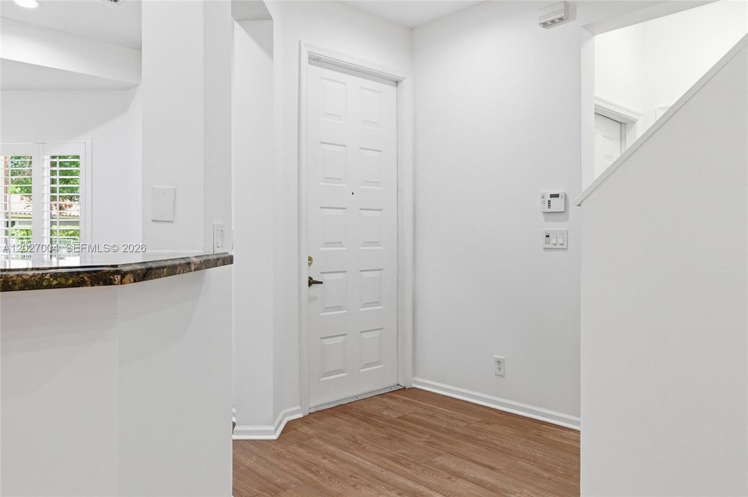 For Rent: $4,000 (3 beds, 2 baths, 1606 Square Feet)