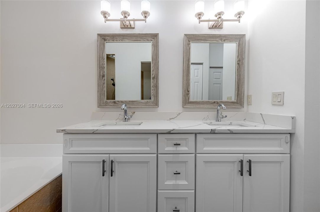For Rent: $4,000 (3 beds, 2 baths, 1606 Square Feet)