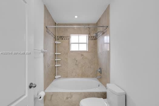 Recently Sold: $560,000 (3 beds, 2 baths, 1598 Square Feet)