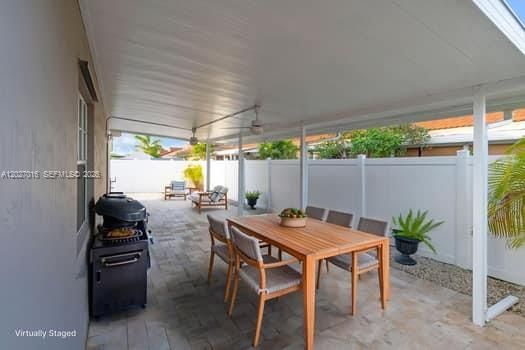 Recently Sold: $560,000 (3 beds, 2 baths, 1598 Square Feet)
