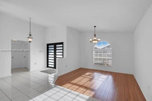 Recently Sold: $560,000 (3 beds, 2 baths, 1598 Square Feet)