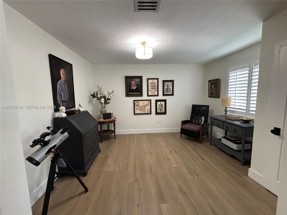 For Sale: $1,700,000 (4 beds, 3 baths, 2564 Square Feet)