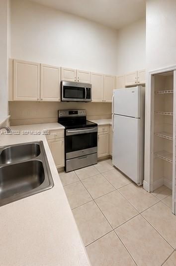 For Sale: $230,000 (3 beds, 2 baths, 1182 Square Feet)