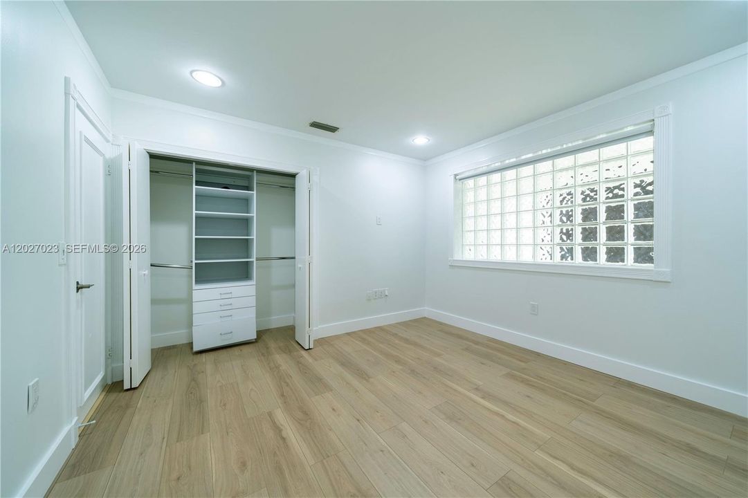 В аренду: $18,500 (4 спален, 3 ванн, 3109 Квадратных фут)