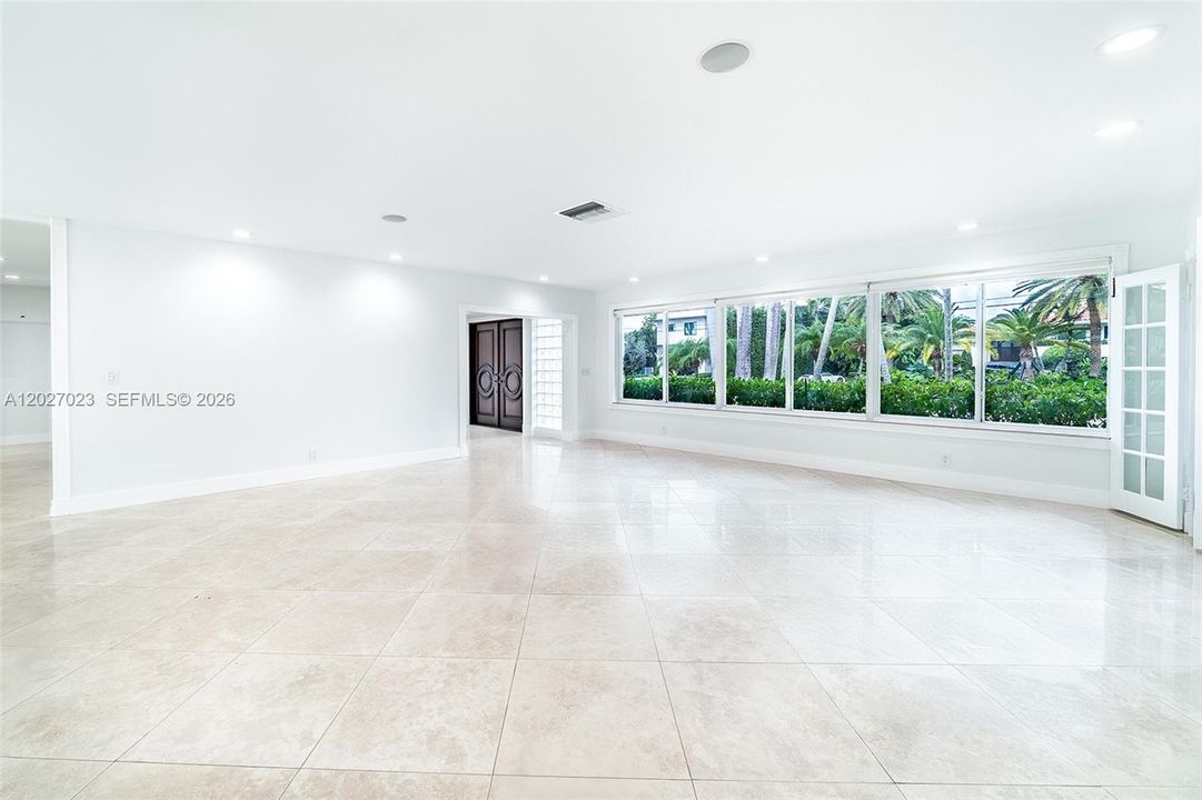В аренду: $18,500 (4 спален, 3 ванн, 3109 Квадратных фут)