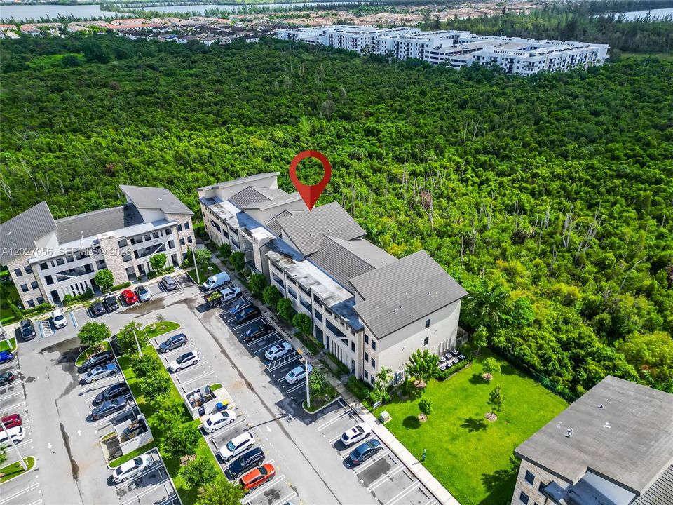 На продажу: $409,000 (2 спален, 2 ванн, 1134 Квадратных фут)