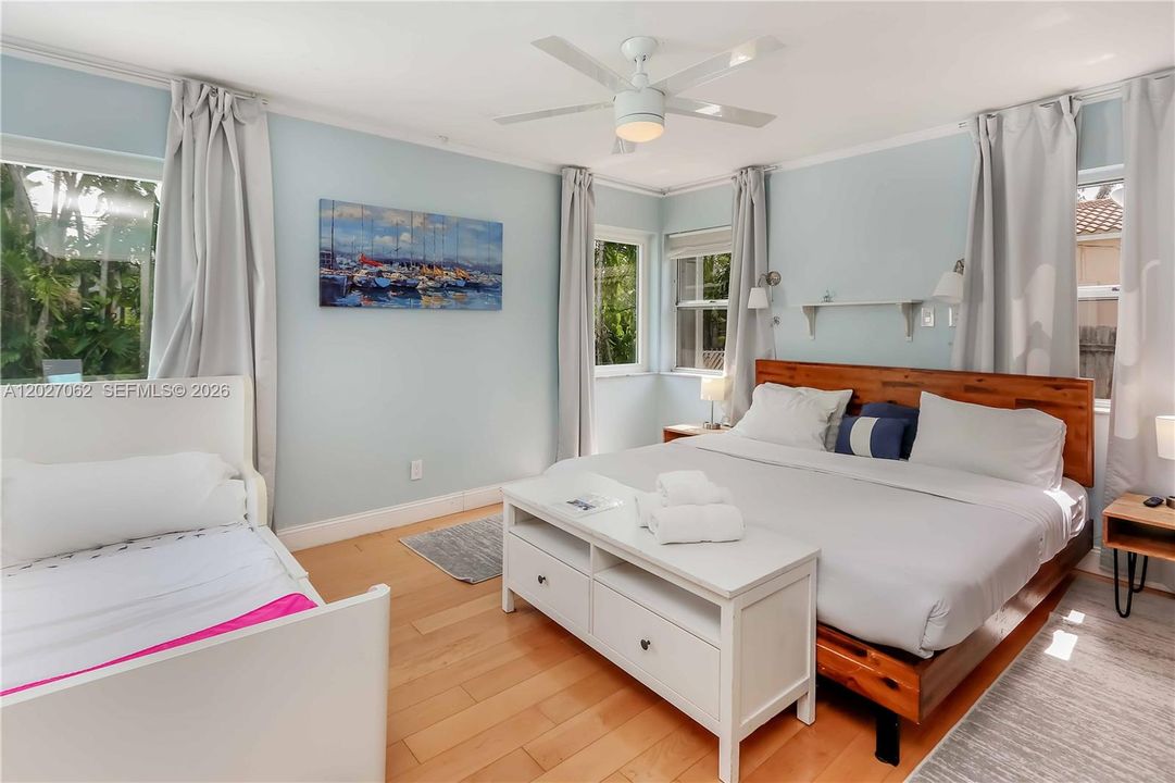 En Venta: $959,000 (3 camas, 2 baños, 1772 Pies cuadrados)
