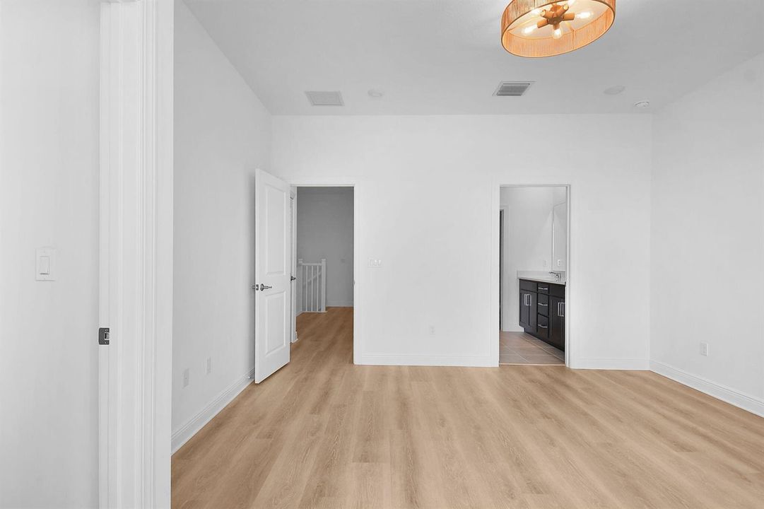 main bedroom unstaged