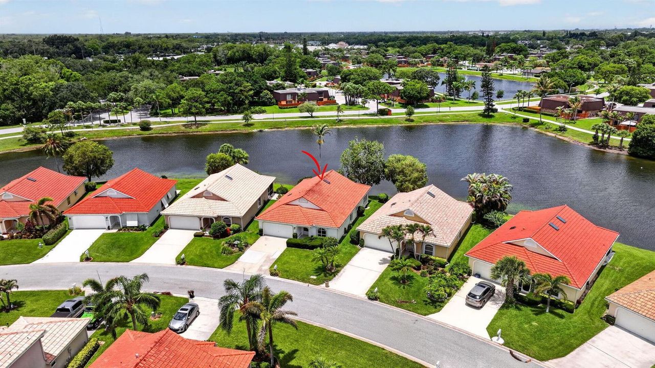 Aerial Lakeview arrow