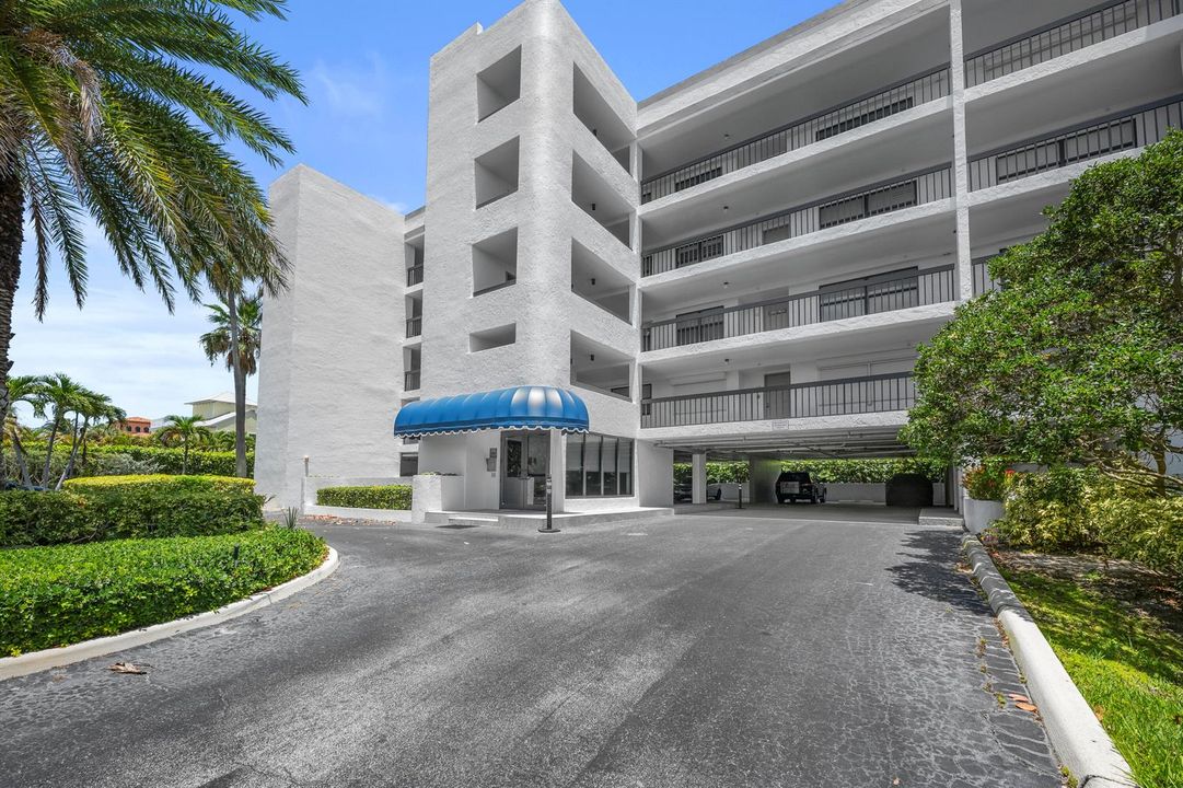 Welcome to Beachside Living
