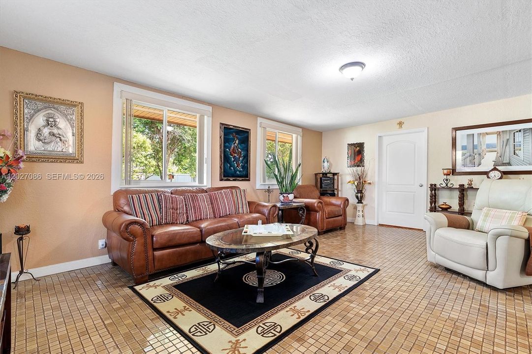 Active With Contract: $589,000 (4 beds, 2 baths, 1650 Square Feet)