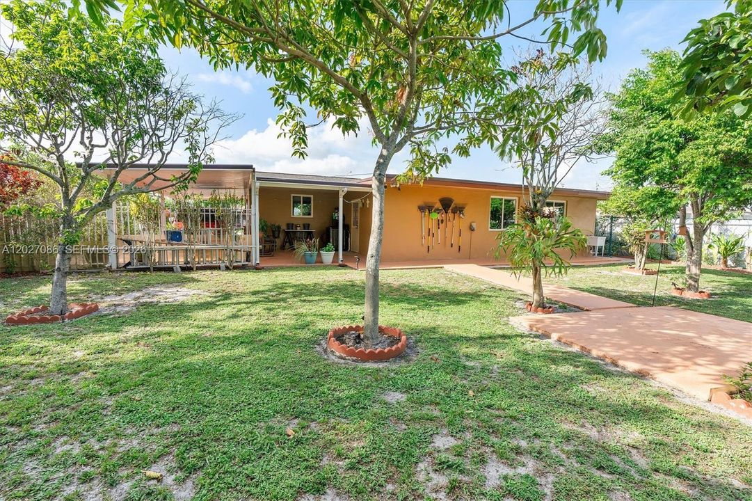 Active With Contract: $589,000 (4 beds, 2 baths, 1650 Square Feet)
