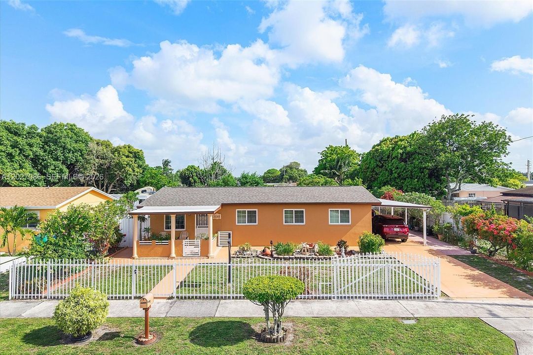 Active With Contract: $589,000 (4 beds, 2 baths, 1650 Square Feet)