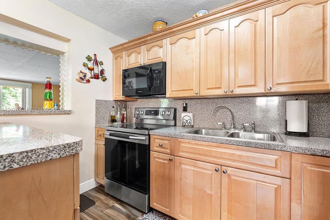 Active With Contract: $589,000 (4 beds, 2 baths, 1650 Square Feet)