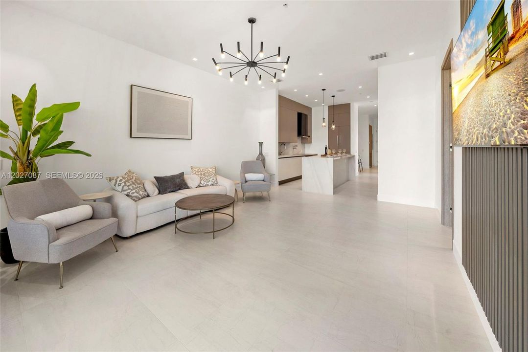 For Rent: $7,000 (2 beds, 2 baths, 1393 Square Feet)