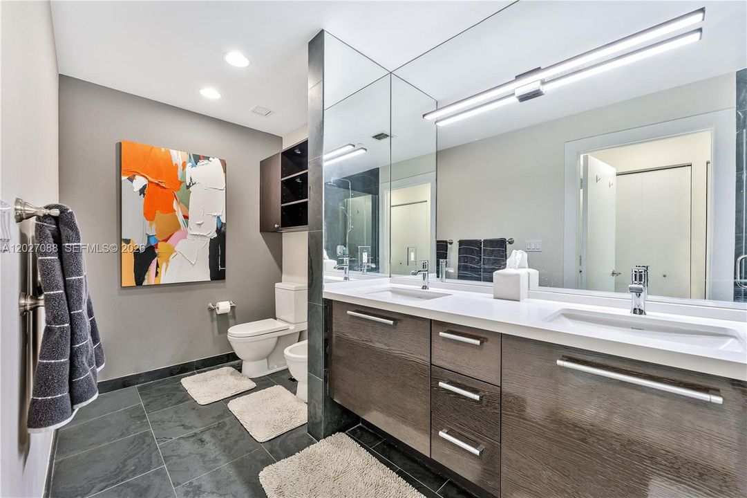 For Rent: $7,200 (3 beds, 3 baths, 1579 Square Feet)