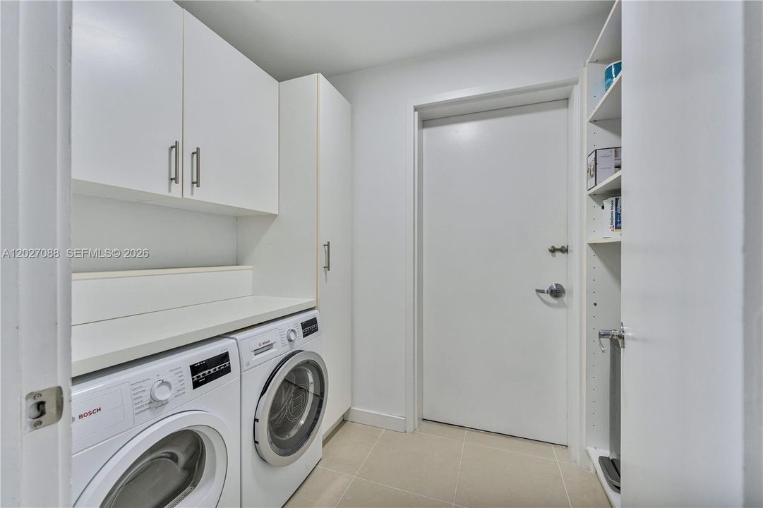 For Rent: $7,200 (3 beds, 3 baths, 1579 Square Feet)