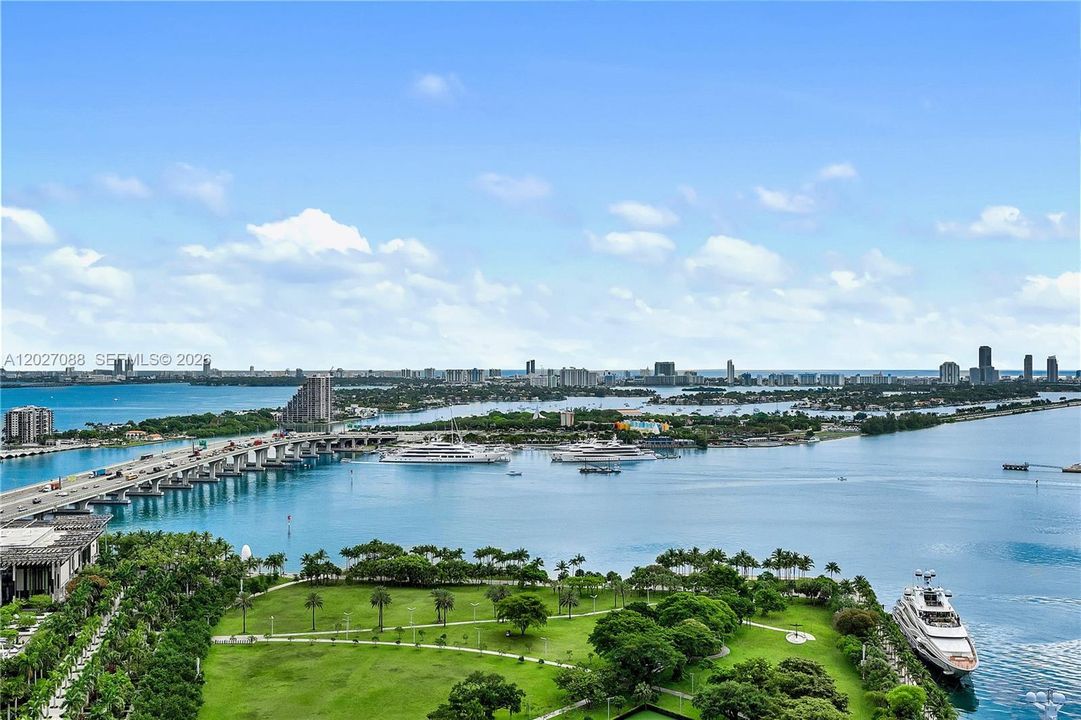 For Rent: $7,200 (3 beds, 3 baths, 1579 Square Feet)
