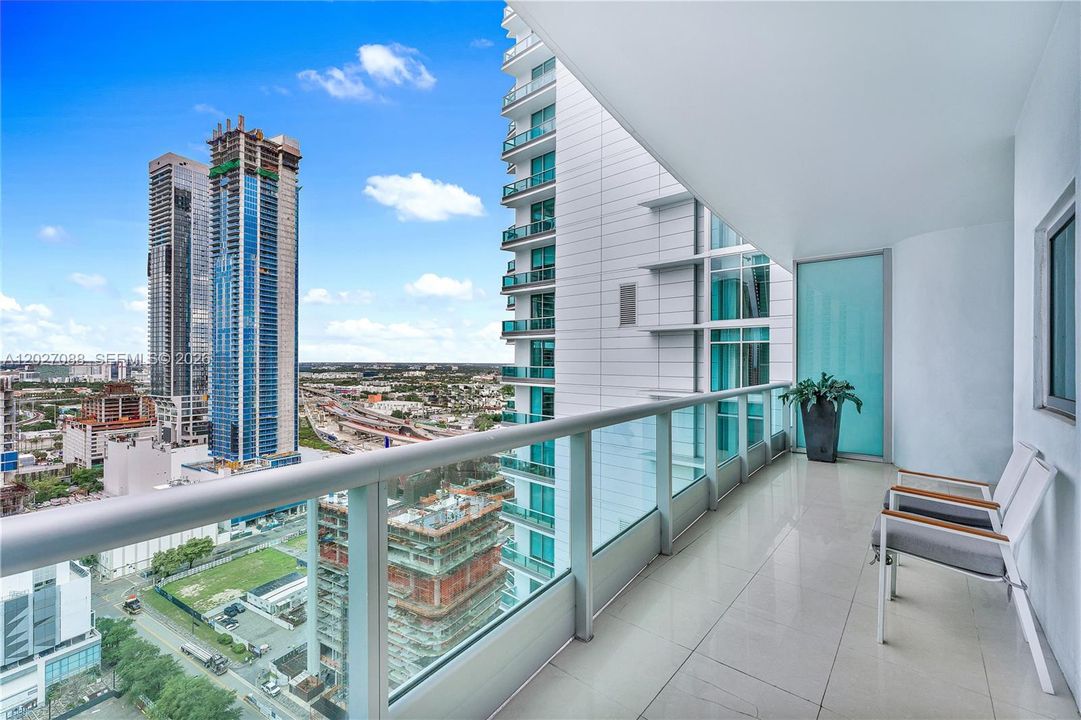For Rent: $7,200 (3 beds, 3 baths, 1579 Square Feet)