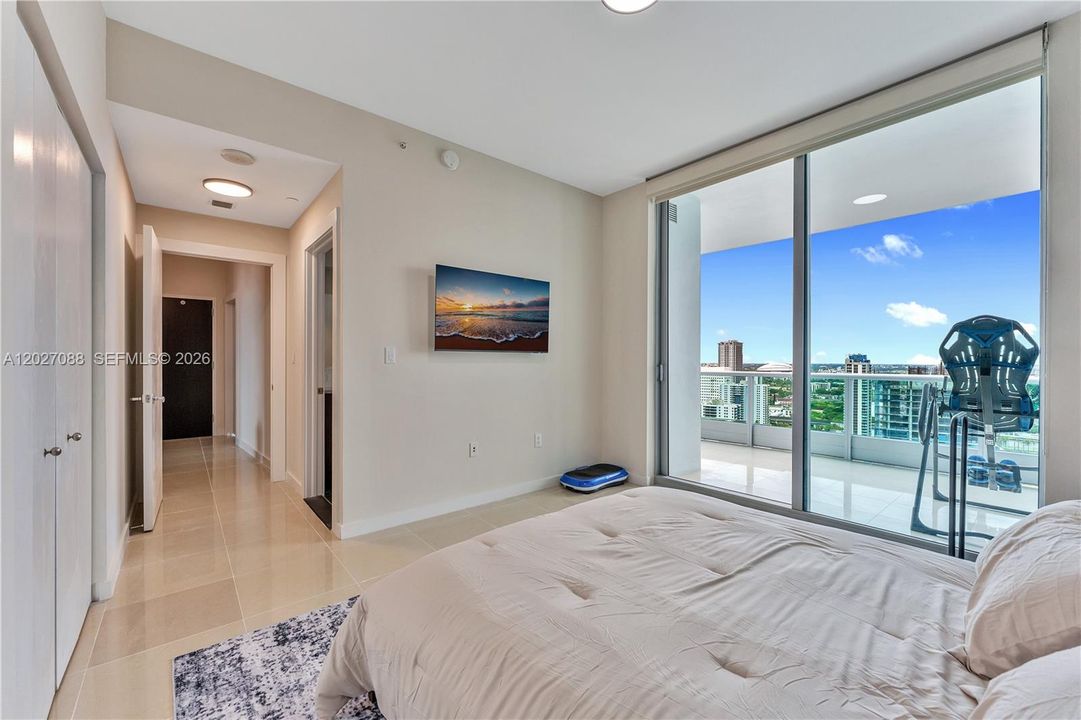 For Rent: $7,200 (3 beds, 3 baths, 1579 Square Feet)