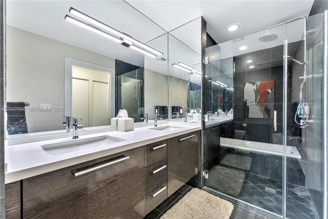 For Rent: $7,200 (3 beds, 3 baths, 1579 Square Feet)