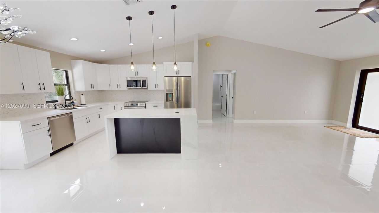 For Sale: $299,000 (3 beds, 2 baths, 1706 Square Feet)