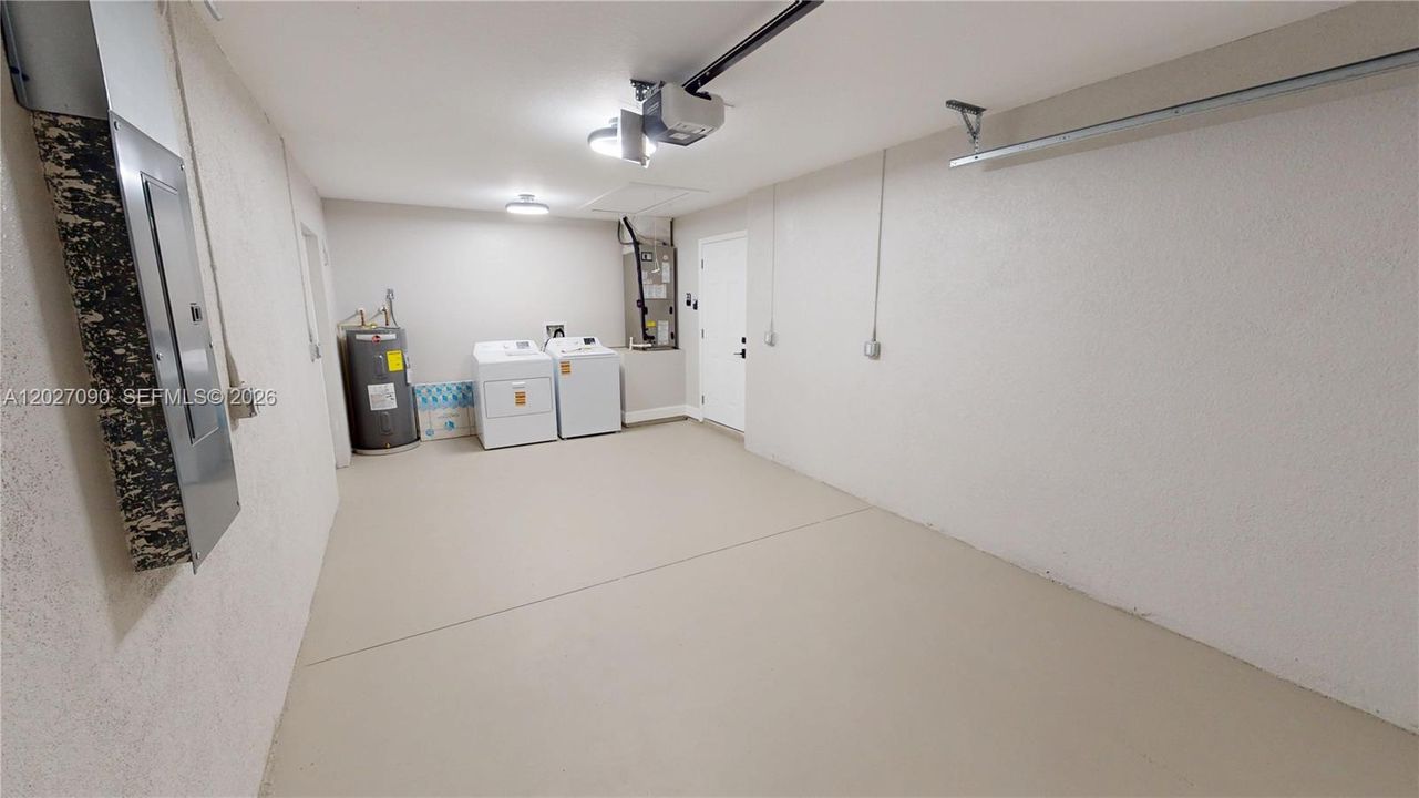 For Sale: $299,000 (3 beds, 2 baths, 1706 Square Feet)