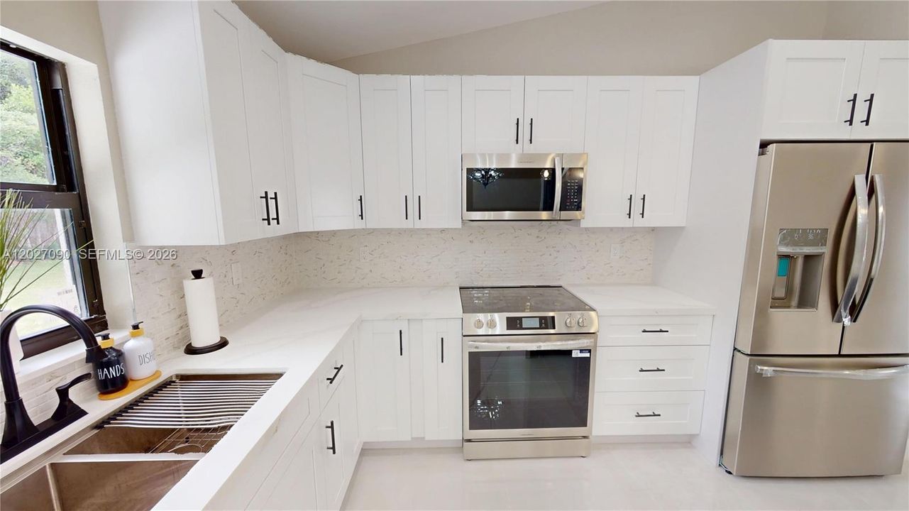 For Sale: $299,000 (3 beds, 2 baths, 1706 Square Feet)