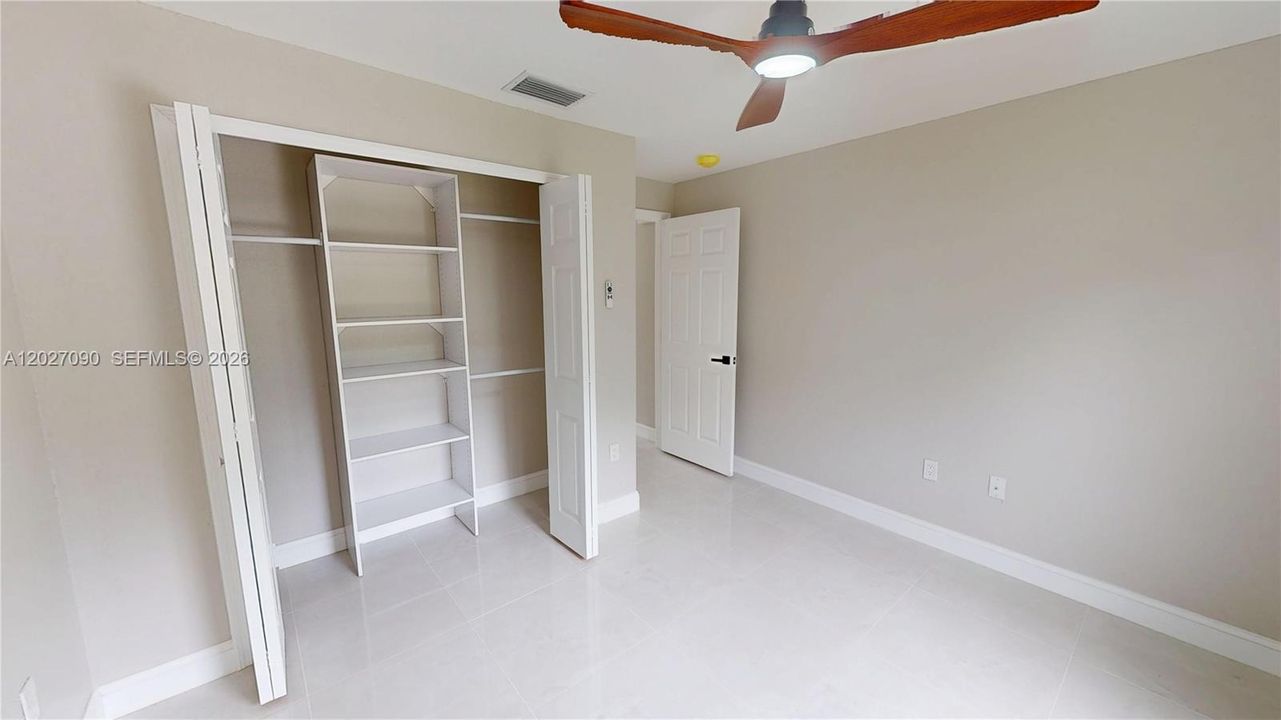 For Sale: $299,000 (3 beds, 2 baths, 1706 Square Feet)