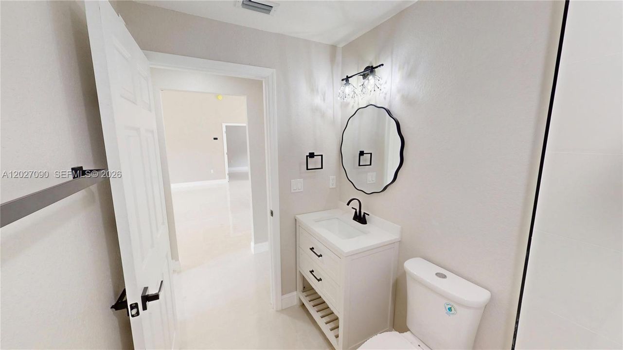For Sale: $299,000 (3 beds, 2 baths, 1706 Square Feet)