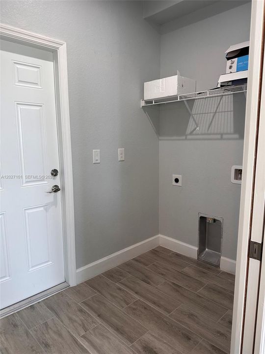 En Venta: $525,000 (4 camas, 2 baños, 0 Pies cuadrados)