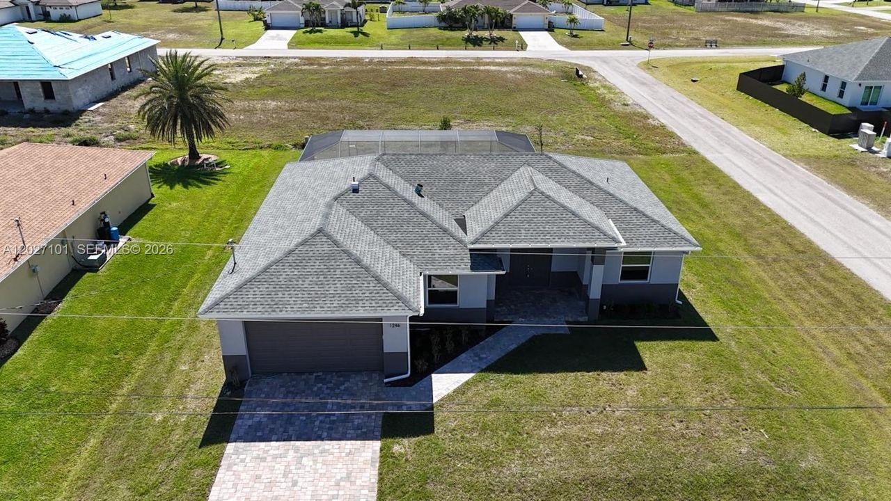 En Venta: $525,000 (4 camas, 2 baños, 0 Pies cuadrados)