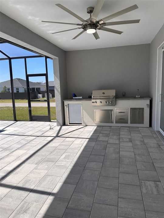 En Venta: $525,000 (4 camas, 2 baños, 0 Pies cuadrados)
