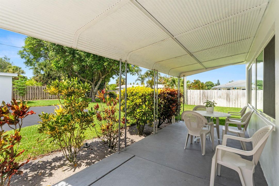 027-245GreenbriarDrive-LakePark-FL-33403