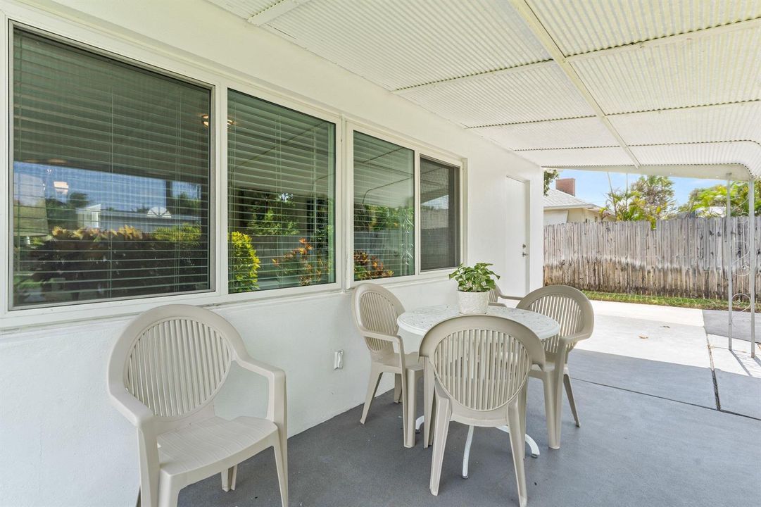 005-245GreenbriarDrive-LakePark-FL-33403