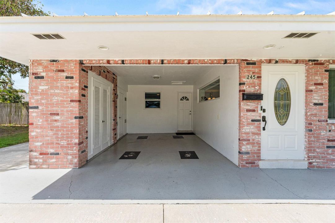 004-245GreenbriarDrive-LakePark-FL-33403