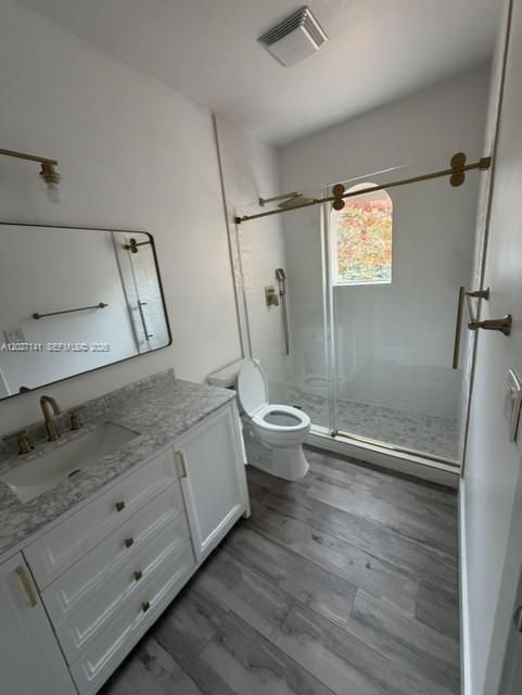 Recently renovated second bathroom