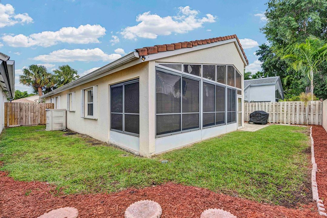 Fully Fenced Yard