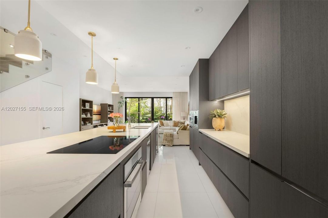 For Sale: $2,975,000 (4 beds, 3 baths, 3108 Square Feet)