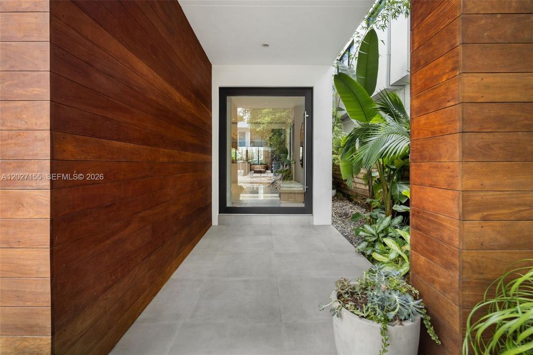 For Sale: $2,975,000 (4 beds, 3 baths, 3108 Square Feet)