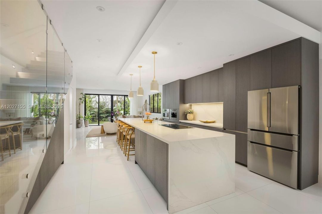 For Sale: $2,975,000 (4 beds, 3 baths, 3108 Square Feet)