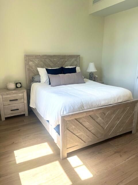 Bed 3 Den