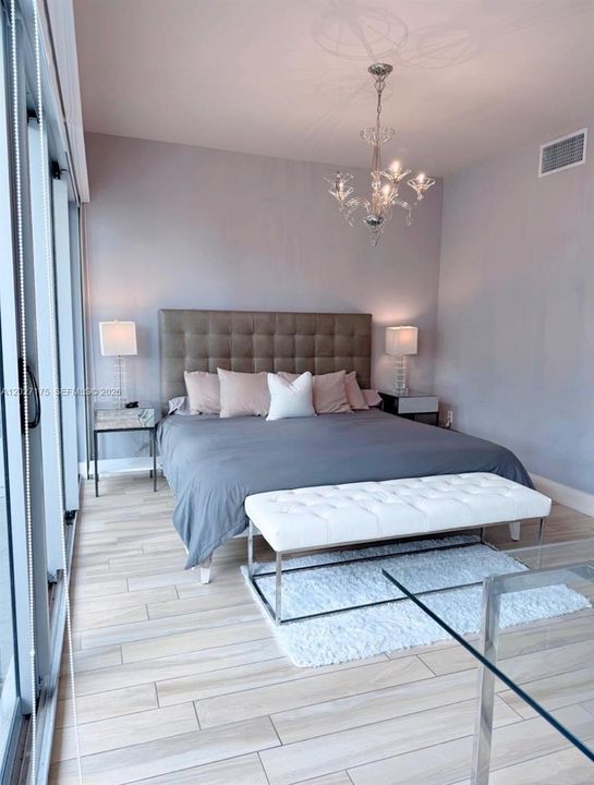 For Rent: $4,950 (2 beds, 2 baths, 1291 Square Feet)