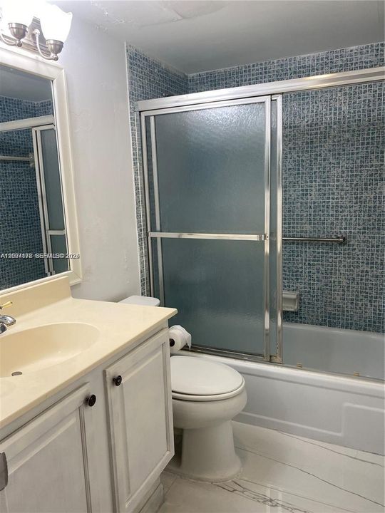 For Rent: $1,500 (1 beds, 1 baths, 585 Square Feet)