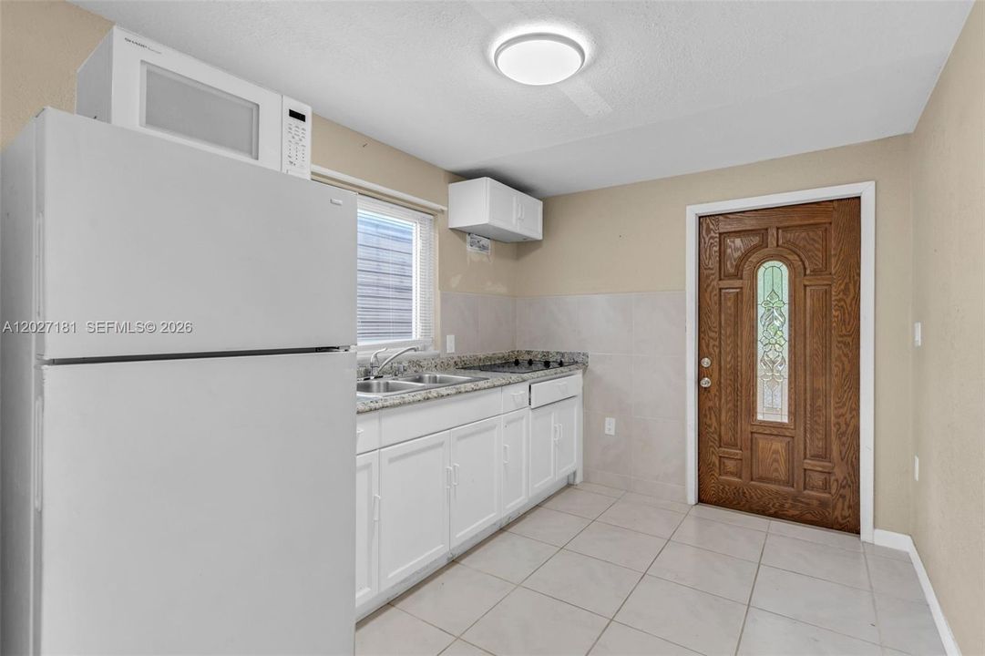 For Sale: $689,999 (4 beds, 3 baths, 2522 Square Feet)