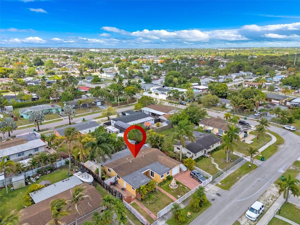 For Sale: $689,999 (4 beds, 3 baths, 2522 Square Feet)